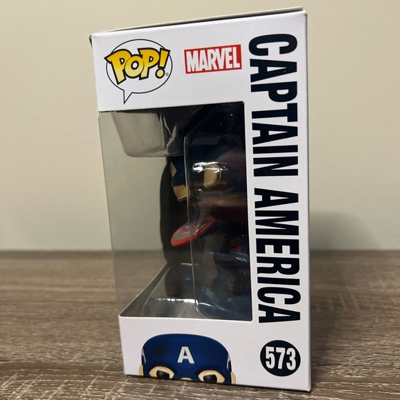 Funko Pop Captain America Figure - Picture 3 of 5